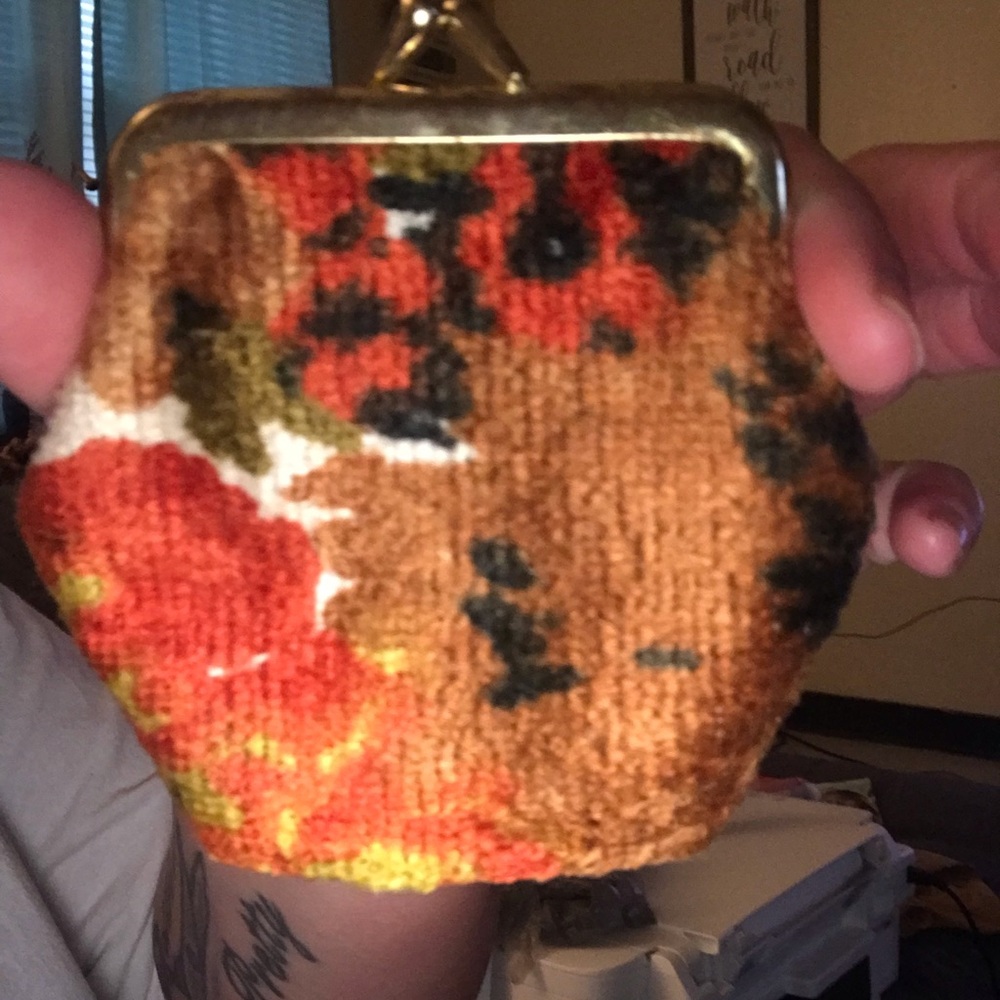 Vintage unbranded 1970s change purse